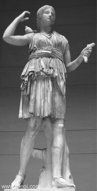 Artemis-Diana | Greco-Roman marble statue | Altes Museum, Berlin